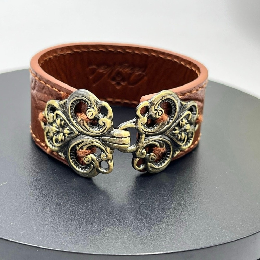 Patricia Nash Signed Wide Brown Leather Bracelet 7" Fashion Chunky Brass Closure